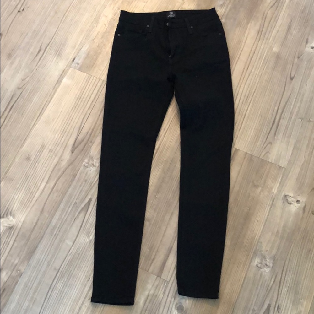 Black skinny jeans